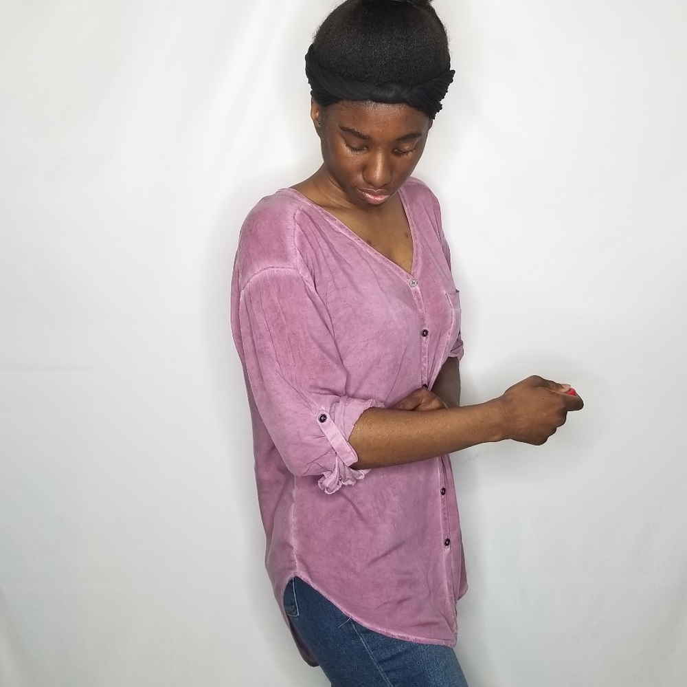 LA Hearts Pink Button Down Blouse - Picture 4 of 5
